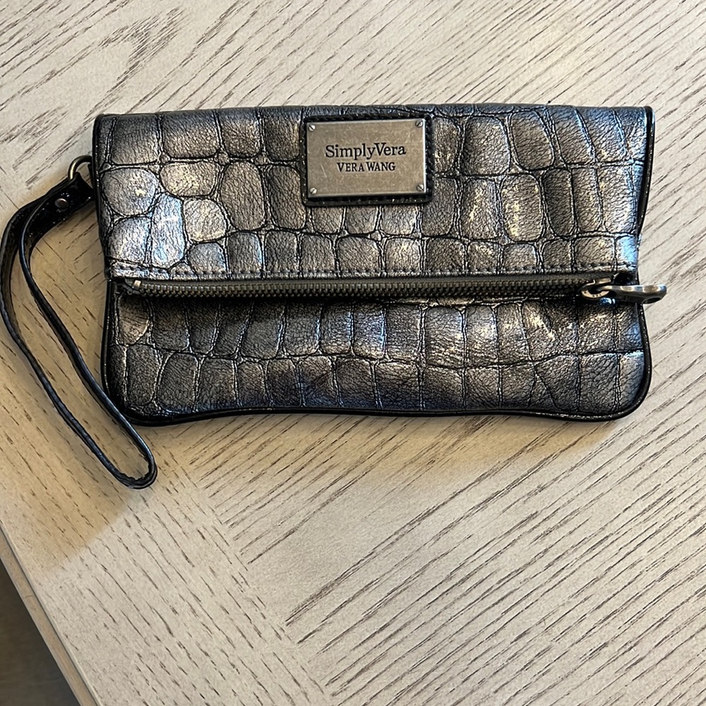 SimplyVera Clutch